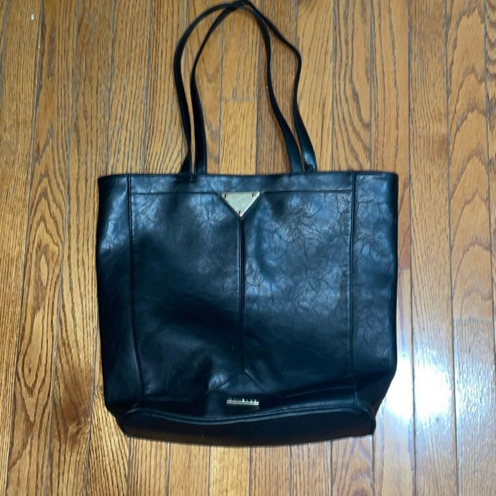 Rampage black vegan faux leather tote bag with zipper closure women’s tote purse